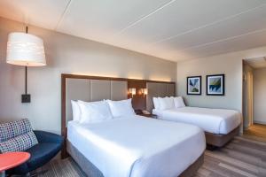 Postel nebo postele na pokoji v ubytování Holiday Inn Express Hauppauge-Long Island by IHG