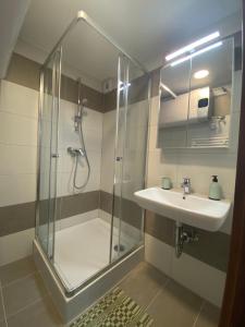 Kúpeľňa v ubytovaní The 9th Floor Apartman