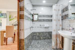 Kúpeľňa v ubytovaní ARMENIA GuestHouse