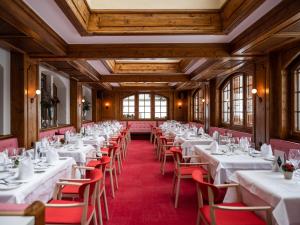 En restaurang eller annat matställe på Hotel National Zermatt