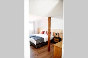 Ένα ή περισσότερα κρεβάτια σε δωμάτιο στο Villa Ita - 7 Room villa & Pool - Sintra