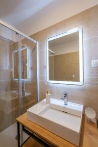Kúpeľňa v ubytovaní MB Luxury Apartments + 20 fotografií