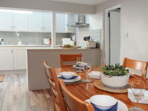 Køkken eller tekøkken på Brook Cottage