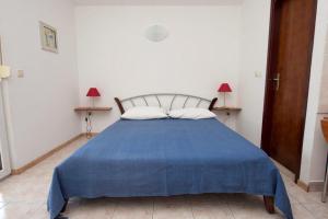 Gallery image of Studio Apartment in Duce with Sea View, Balcony, Air Conditioning, Wi-Fi (132-4) in Duće
