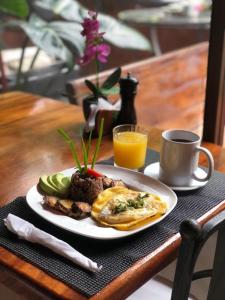 Ảnh trong thư viện ảnh của Freddy`s Place B&B ở Monteverde Costa Rica +55 ảnh