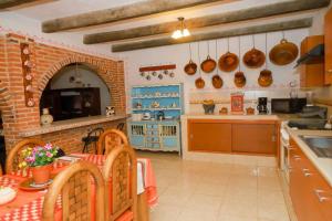 Dapur atau dapur kecil di Hacienda Cariño de la Montaña 3000 m2 exclusivos