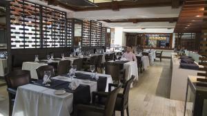 Restaurace v ubytování Hotel Camino Real