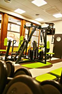 Fitness centrum a/nebo fitness zařízení v ubytování Hotel Větruše
