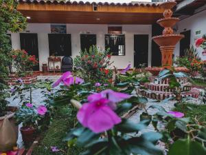 Imagem da galeria de Hotel Colonial Villavieja em Villavieja