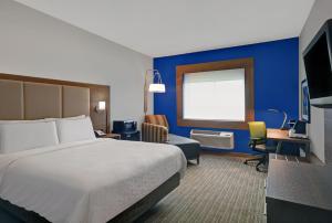 صورة لـ Holiday Inn Express Adrian, an IHG Hotel في Adrian