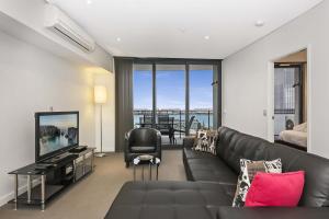 Zona d'estar a Astra Apartments Perth - Zenith