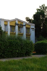 Gallery image of Pensiunea Delta Dunarii in Tulcea +14 photos