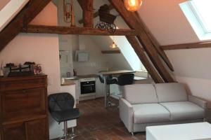 Gallery image of La Terrasse du Chevalier d'Eon - Loft à TONNERRE in Tonnerre