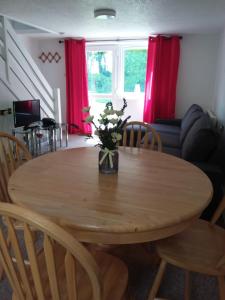 Et opholdsområde på Salty Smiles Cottage