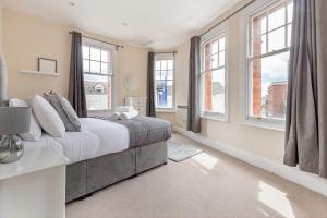 Bilde i galleriet til Guest Homes - Trinity Apartment i Worcester