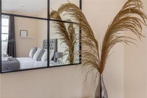 Bilde i galleriet til Guest Homes - Trinity Apartment i Worcester