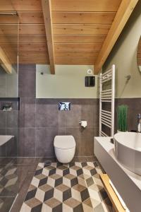 A bathroom at Λιθεία-Lithia