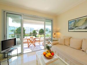 Gallery image of Apartment Cristal Croisette-1 by Interhome in Cannes