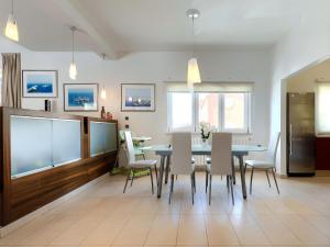 Posezení v ubytování Holiday Home Lana by Interhome