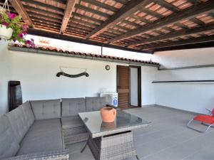 Posezení v ubytování Holiday Home Latin by Interhome