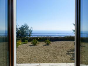 aus einem Fenster mit Meerblick in der Unterkunft Villa Col di Rodi by Interhome in Sanremo