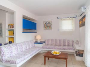 Posezení v ubytování Apartment La Vigna Blu by Interhome