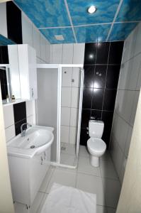 Koupelna v ubytování Dirilis Banarya Apart hotel