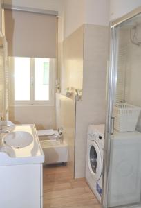 A bathroom at Verdi appartment