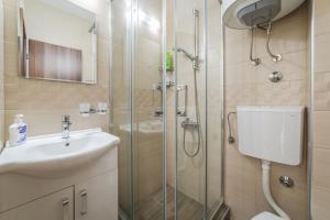 A bathroom at Top-Top
