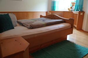 Een bed of bedden in een kamer bij Haus "Die Zinne"