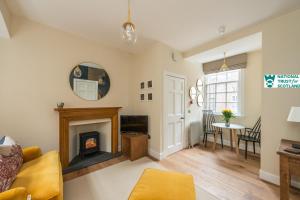 Johnston Apartment by The National Trust Scotland