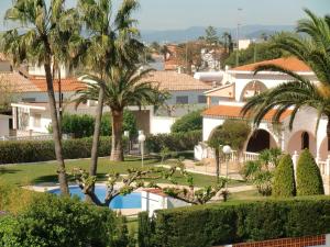 ビナロスにある2 bedrooms appartement at Vinaros 100 m away from the beach with sea view shared pool and furnished terraceのギャラリーの写真