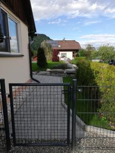 Widok na góry z tego domu wakacyjnego