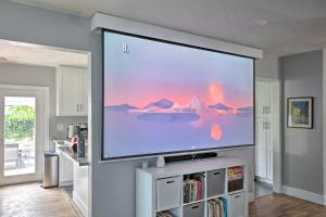Gallery image of Costa Mesa Family Home Near Beaches and Disney! in Costa Mesa