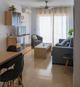 Posedenie v ubytovaní JARDINES DEL MAR I APTO 298 OROPESA DEL MAR MARINA DOR + 37 fotografií