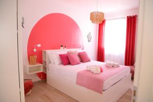 Posteľ alebo postele v izbe v ubytovaní Golden Holiday 2 Ville con piscine indipendenti e separate
