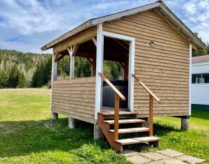 Kebun di luar Bonne Bay Cottages