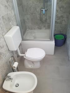 Koupelna v ubytování Apartman STELLA MARIS + 14 fotografií