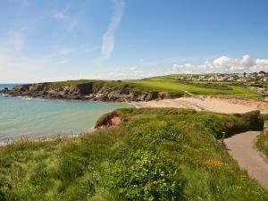 a view of a beach and the ocean at Ocean View Apartment in Thurlestone