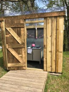 马汉莱斯Cefn Crib Glamping的相册照片