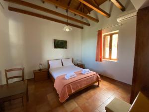 Posteľ alebo postele v izbe v ubytovaní Lefkada Villas by Omikron Selections + 37 fotografií