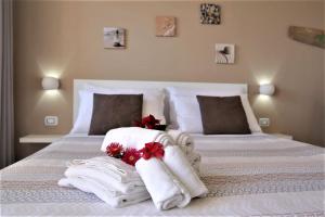 A bed or beds in a room at Villa Stella