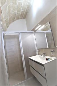 A bathroom at Villa Stella