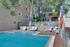 Bazén v ubytování Melis Hotel Kusadasi nebo v jeho okolí