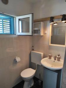 Ванная комната в Getaway house Gundula