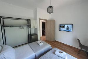 Łóżko lub łóżka w pokoju w obiekcie Villa Fer Forze you have the feeling of your own holiday home