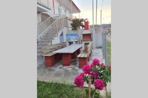 Ogród w obiekcie Villa Fer Forze you have the feeling of your own holiday home
