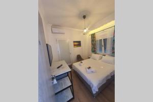 Łóżko lub łóżka w pokoju w obiekcie Villa Fer Forze you have the feeling of your own holiday home