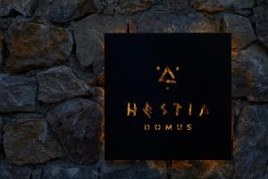 Certifikát, hodnocení, plakát nebo jiný dokument vystavený v ubytování Domus Hestia Suites