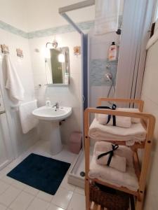 Phòng tắm tại Apt City Center Meraviglie Di Sicilia